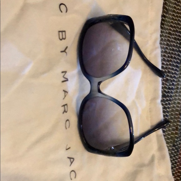 Marc Jacobs Sunglasses - Bag and Case Included main image 4